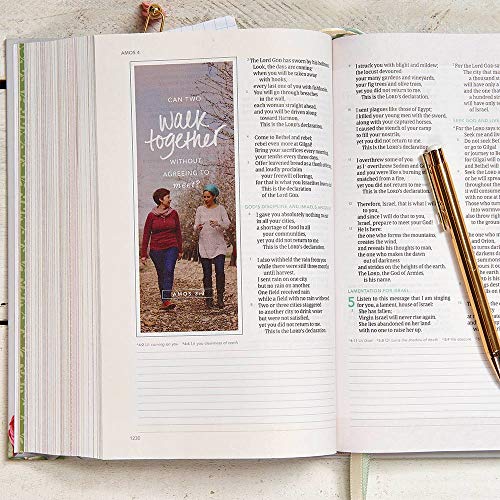 CSB (in)courage Devotional Bible, Gray Hardcover: Black Letter, Notetaking Space, Reading Plans, Easy-To-Read Font