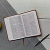 KJV, Thinline Bible, Compact, Leathersoft, Burgundy, Red Letter, Comfort Print: Holy Bible, King James Version